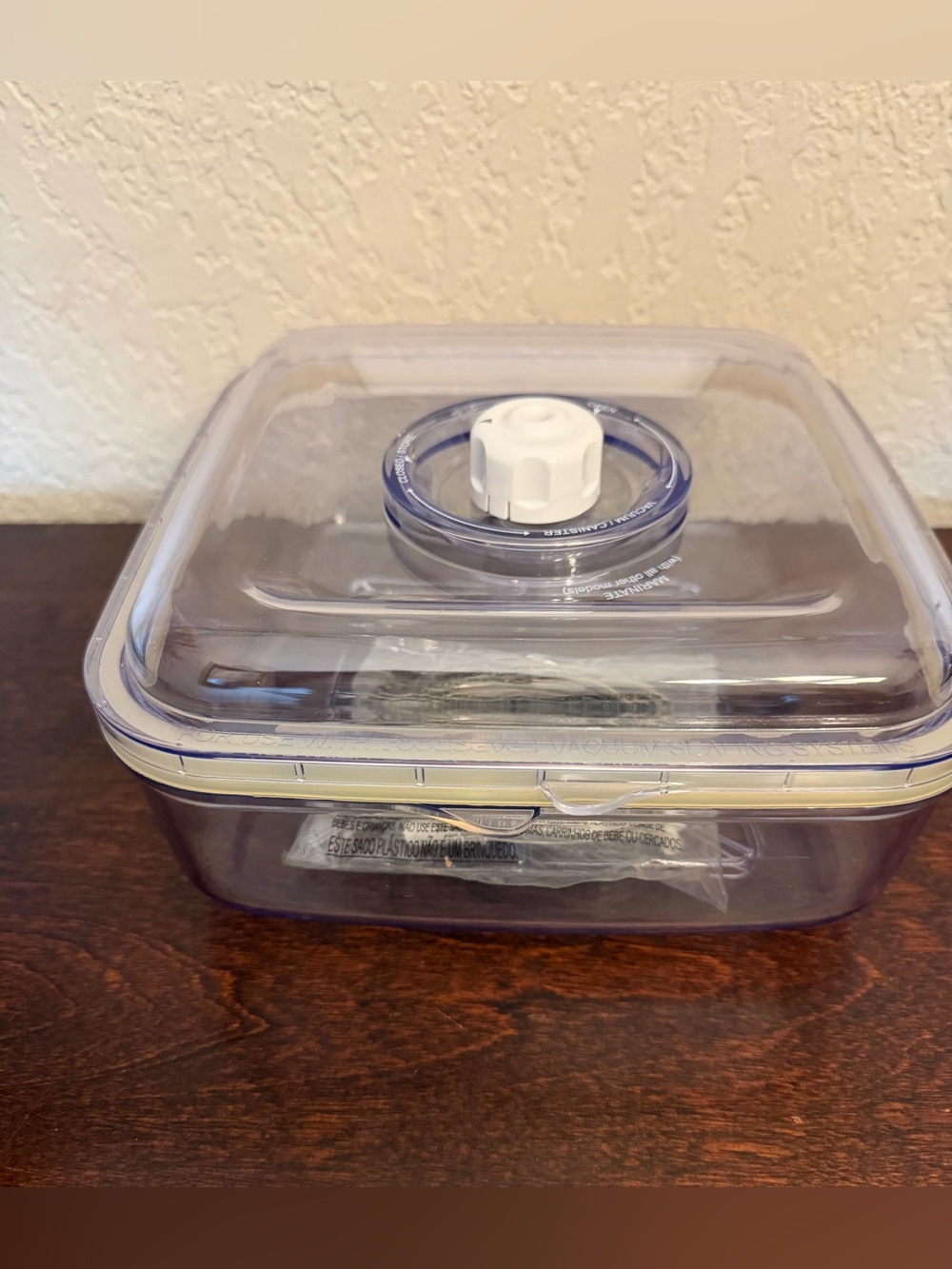FoodSaver Vacuum Seal Quick Marinating 2.25 Qt Square Canister Container + Hose